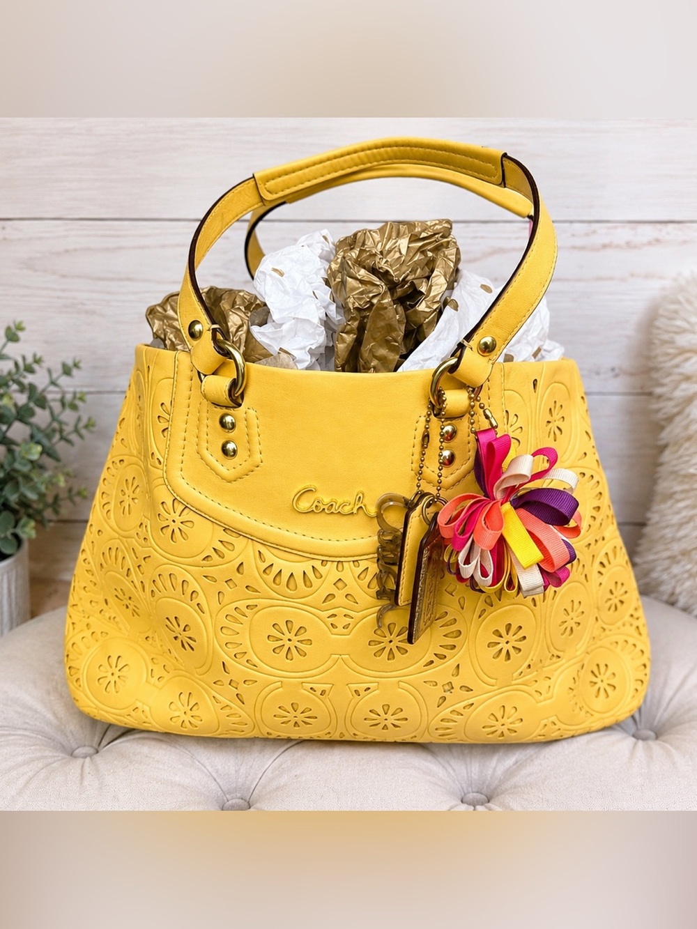 GORGEOUS Coach F21938 Yellow Perforated Leather Carryall + 3 Charms